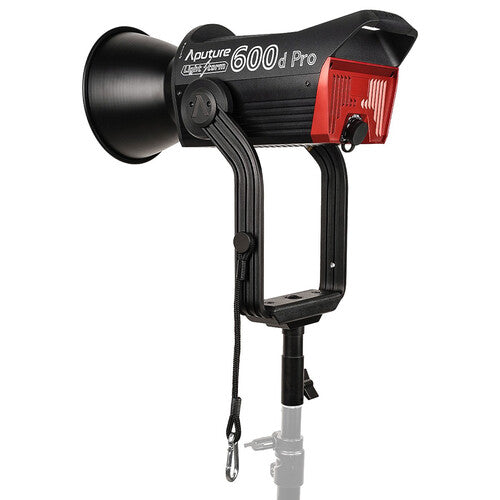 LS 600d PRO Daylight LED Light (V-mount) from www.thelafirm.com