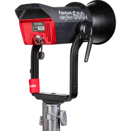 LS 600d (V-Mount) from www.thelafirm.com