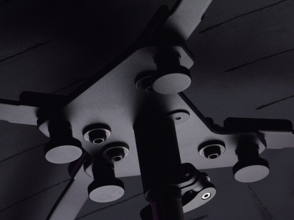 amaran F22x - 2'x2' LED Mat Bi-Color (V-Mount) from www.thelafirm.com