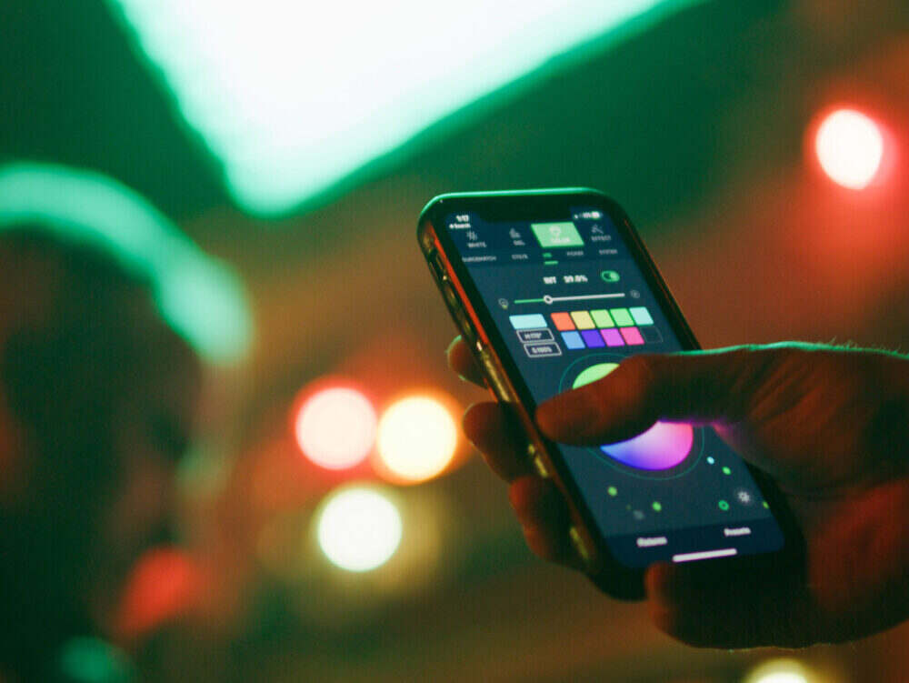 amaran F22c - 2'x2' LED Mat RGBWW (V-Mount) from www.thelafirm.com