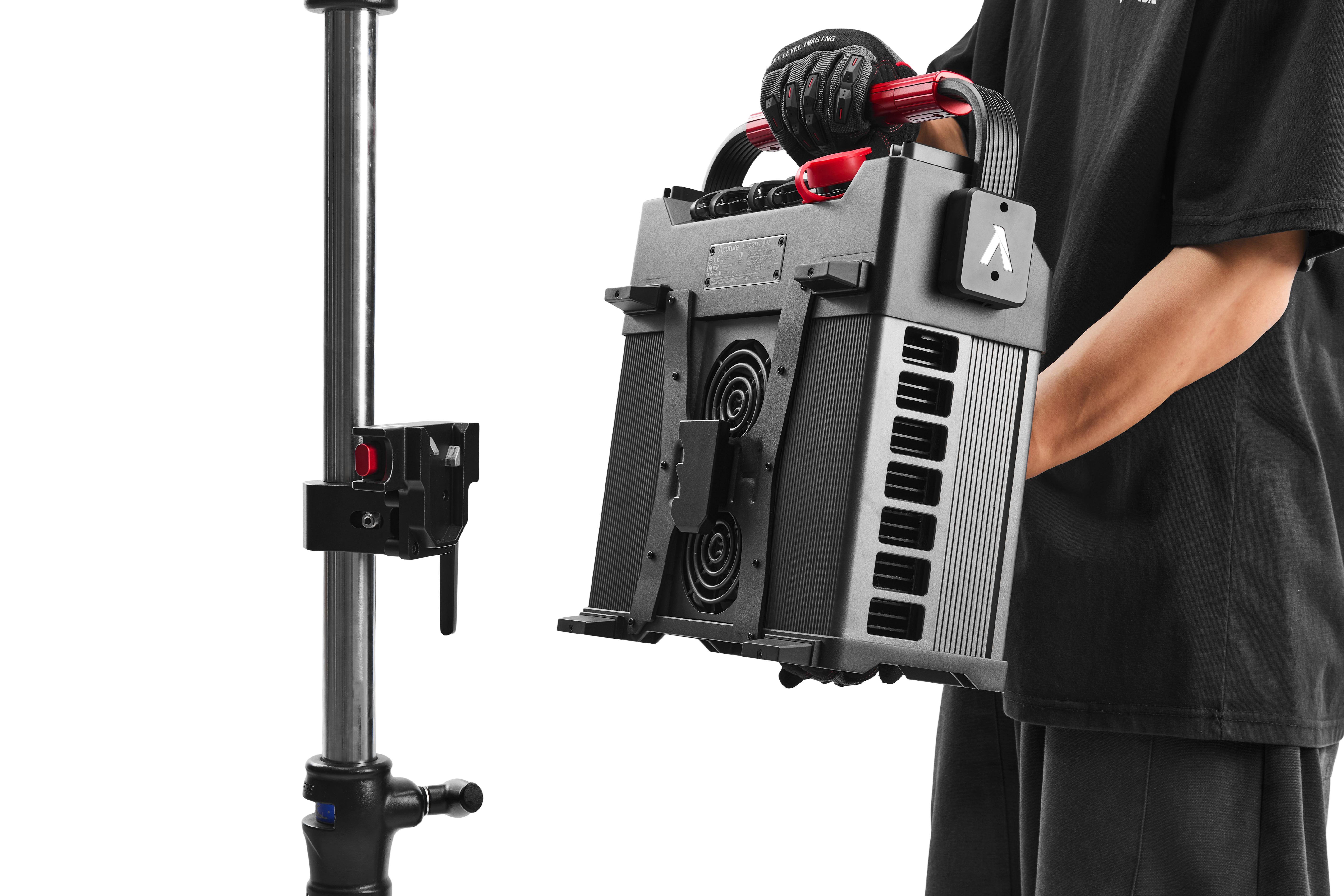 Aputure STORM CS32 Flight Case Kit (US/BARE LEADS)