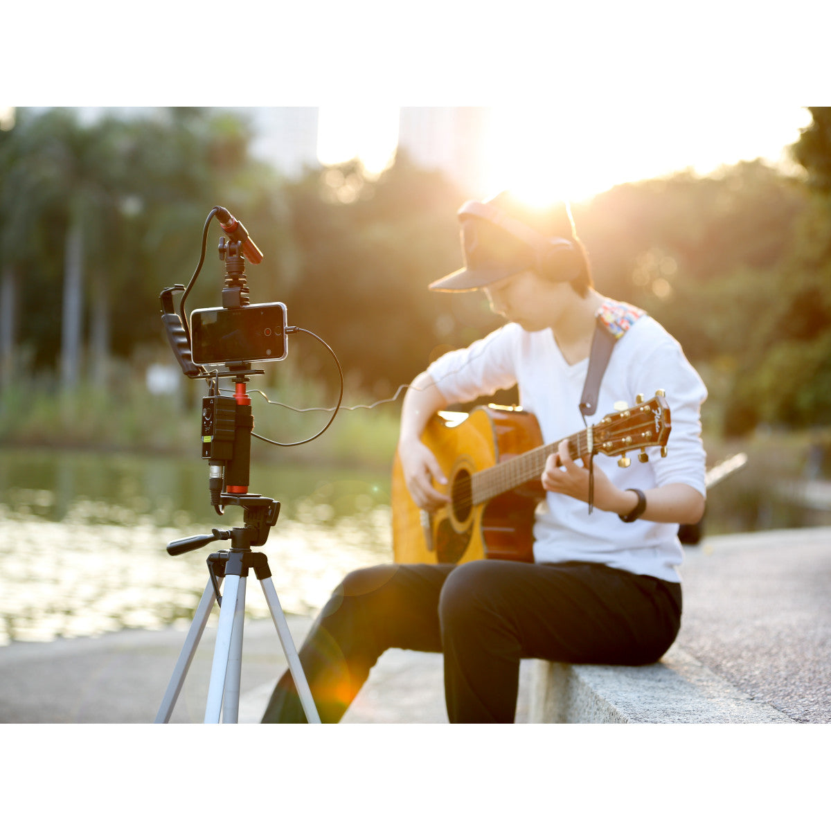 SmartRig Di Professional Lightning Audio Interface with XLR & 1/4" Inputs for Apple iPhone & iPad | The LA Firm