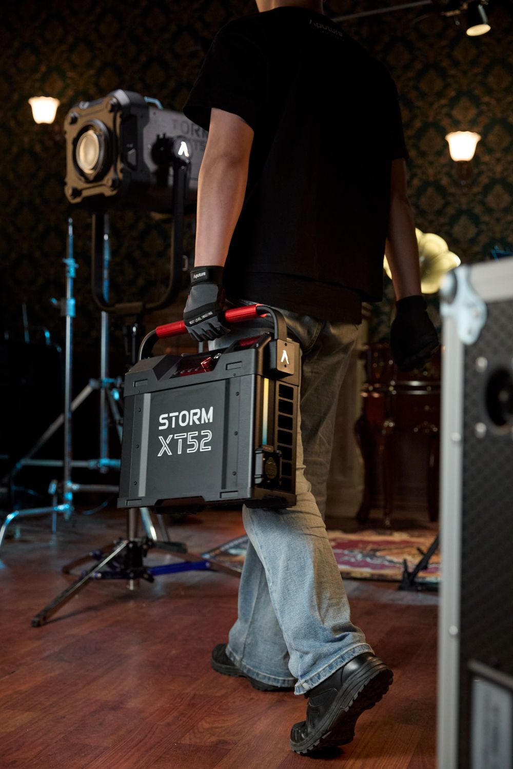 Aputure STORM XT52 5,200W Full-White LED Point-Source Light (No Case)