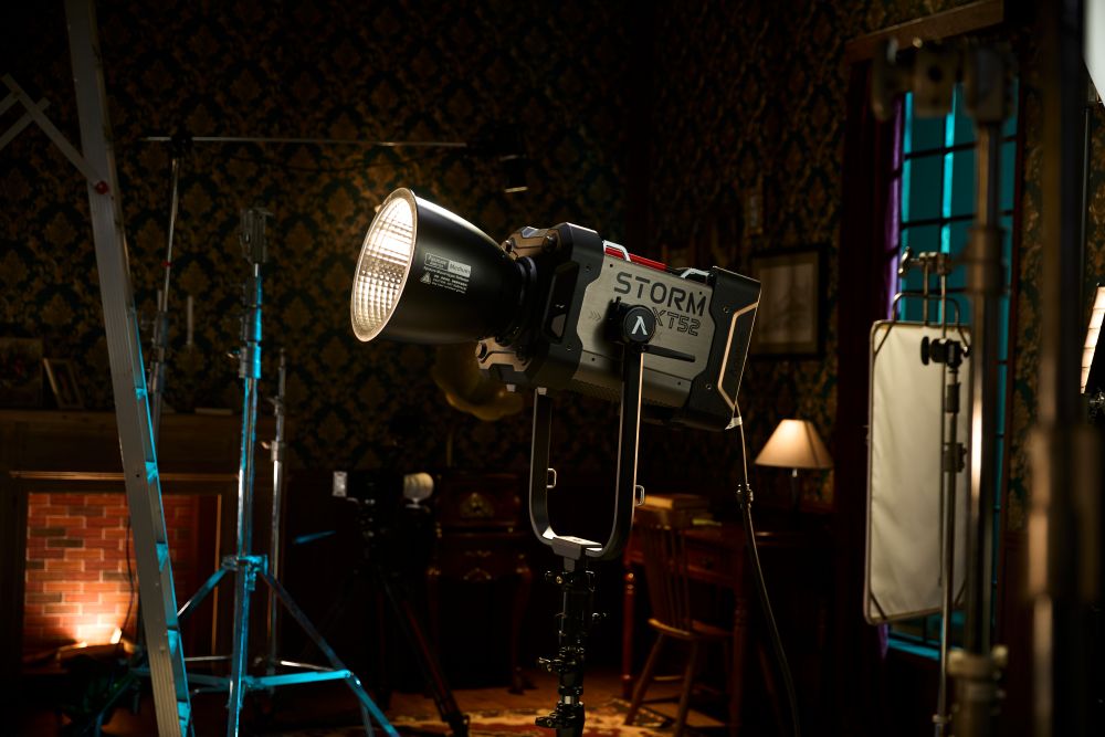 Aputure STORM XT52 5,200W Full-White LED Point-Source Light (No Case)