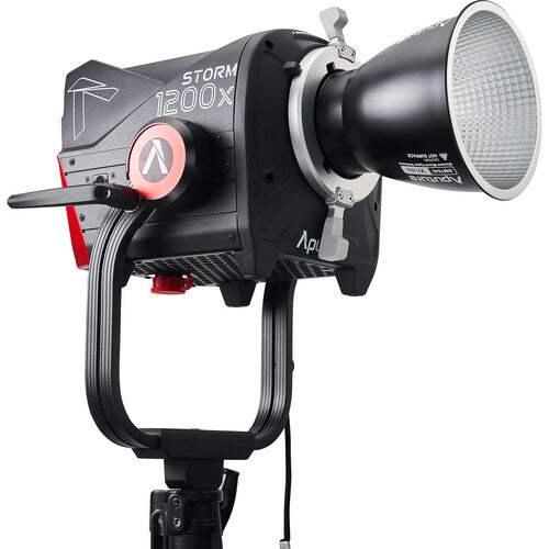 Storm 1200x w / Wide Reflector