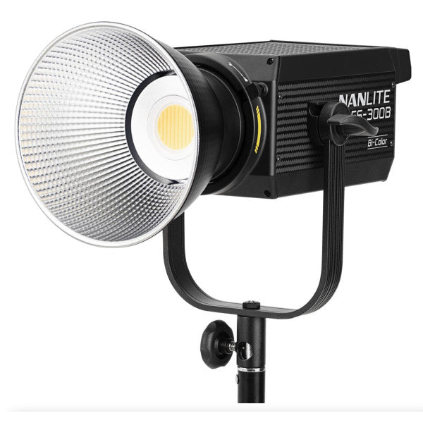 NANLITE FS-300B BICOLOR LED SPOTLIGHT from www.thelafirm.com