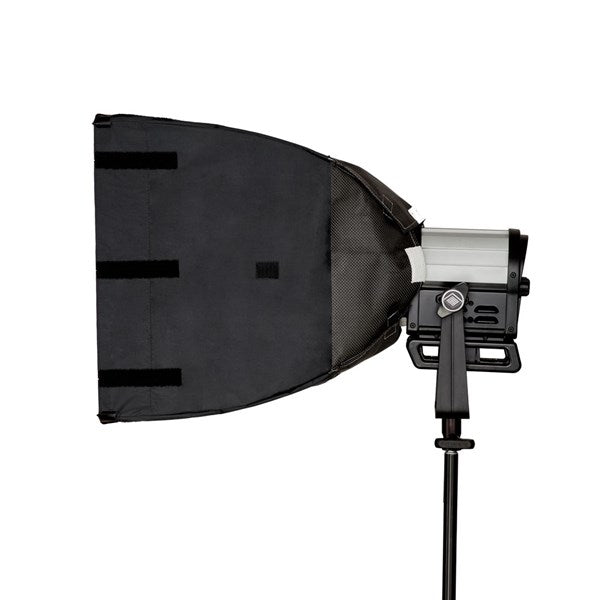 Chimera Daylite Junior Plus Softbox, Silver Interior - XX-Small - 3 Screens from www.thelafirm.com