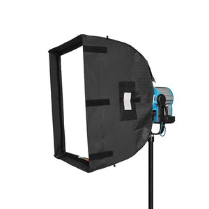 Chimera Quartz Plus Softbox - 3 screens from www.thelafirm.com