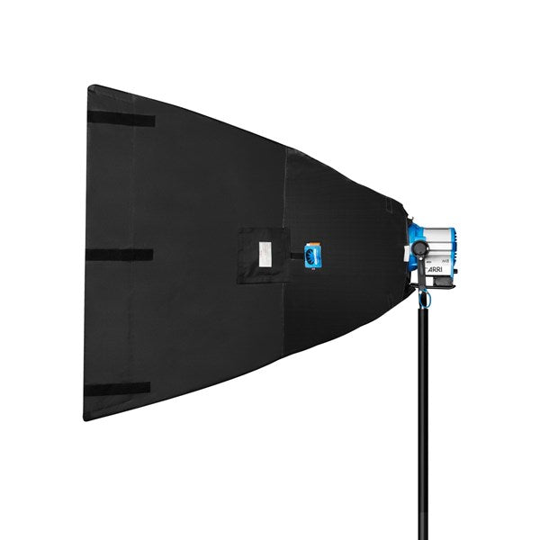 Chimera Daylight Plus Softbox - Large - 3 screens from www.thelafirm.com